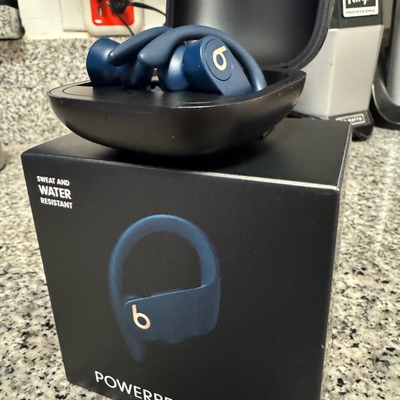 Power Beats Pro - Picture 5 of 5